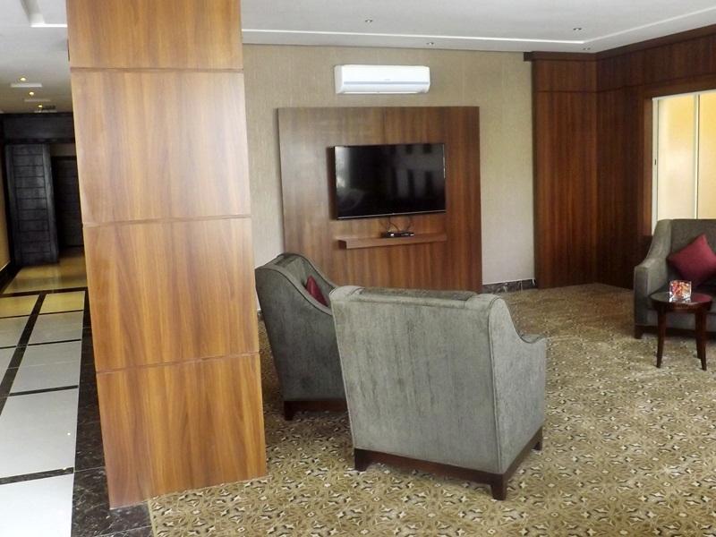 Baron Palace - Almasif Hotel Apartments リヤード エクステリア 写真
