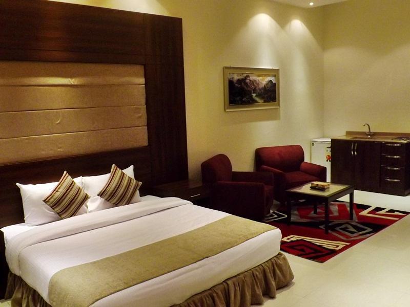 Baron Palace - Almasif Hotel Apartments リヤード エクステリア 写真