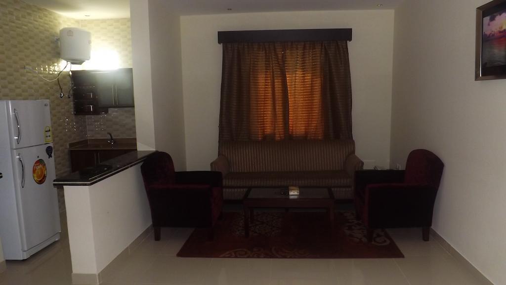 Baron Palace - Almasif Hotel Apartments リヤード エクステリア 写真