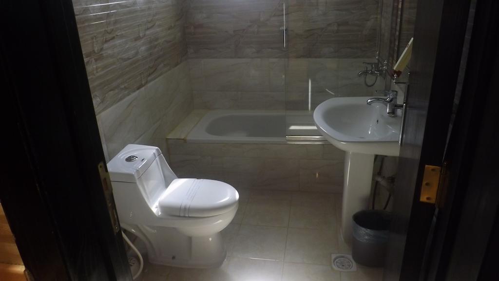 Baron Palace - Almasif Hotel Apartments リヤード エクステリア 写真