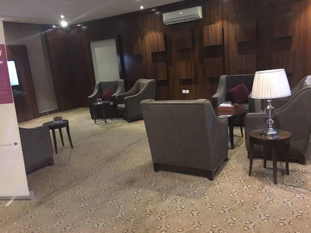 Baron Palace - Almasif Hotel Apartments リヤード エクステリア 写真