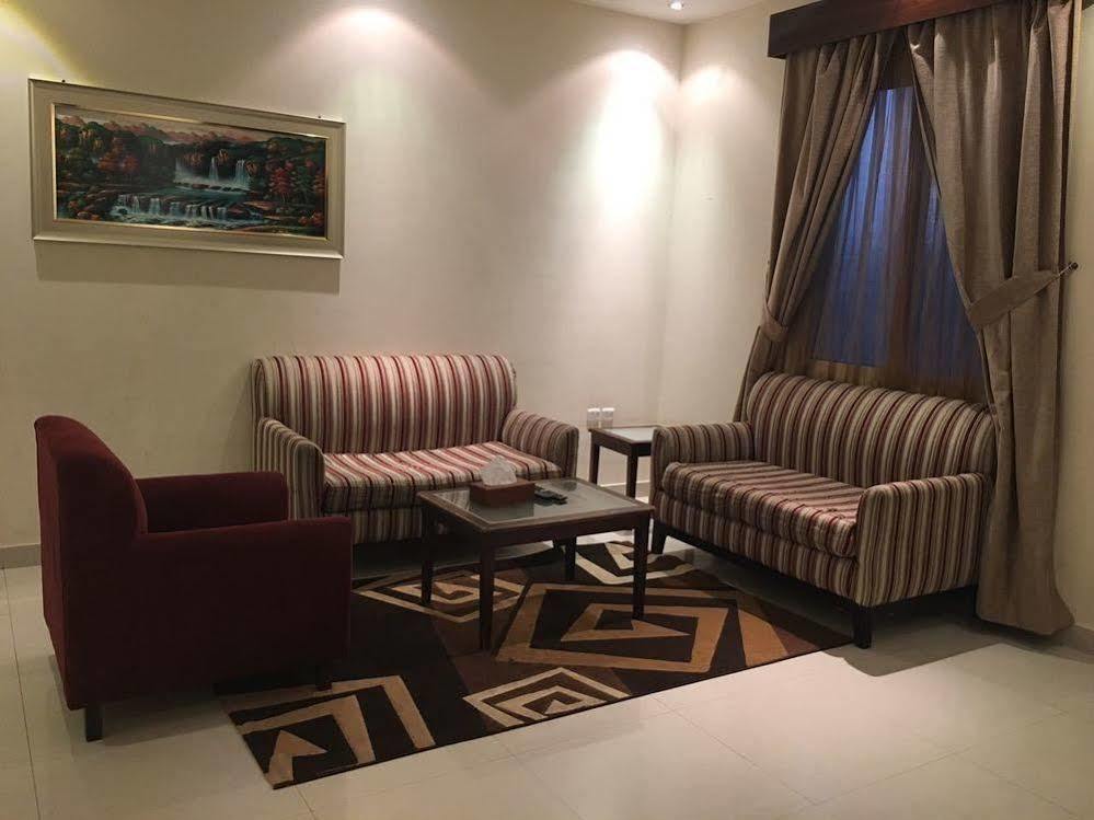 Baron Palace - Almasif Hotel Apartments リヤード エクステリア 写真