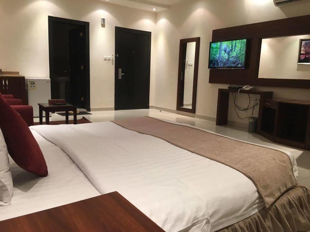 Baron Palace - Almasif Hotel Apartments リヤード エクステリア 写真